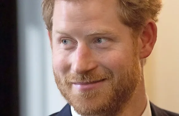 Britanski princ Harry je povedal, da bosta s soprogo Meghan 
Markle imela največ dva otrok, da ne bi še dodatno obremenila 
okolja.