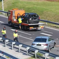 Na hitri cesti v pol ure dvakrat počilo