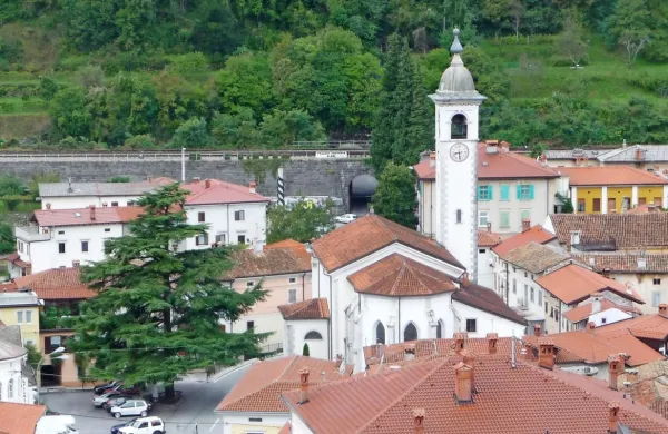 V soboto bodo stene zvonika kanalske cerkve napolnili plezalci.