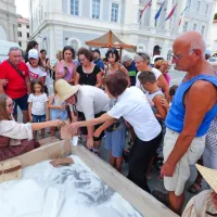 V Piranu so se ponovno poklonili soli