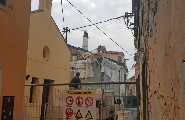 Poru&scaron;ili so nevaren del podrtije