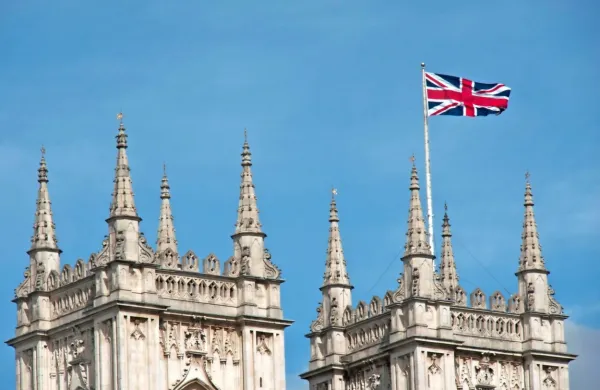 London državljanom EU po brexitu brez dogovora ponuja triletne vizume