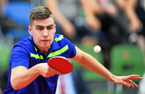Slovenska moška namiznoteniška reprezentanca je svojo pot na 
evropskem prvenstvu v Nantesu končala v četrtfinalu.