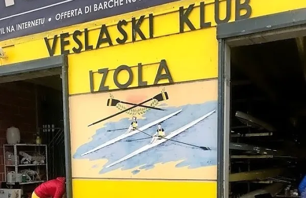 Izolska vesla&scaron;ka kluba se bosta združila