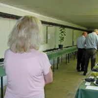 V  trsničarski zadrugi sta danes in jutri na ogled razstavi  grozdja in 
trsničarske mehanizacije, okušati pa je mogoče vina iz starih in 
tolerantnih sort ter klonskih kandidatov.