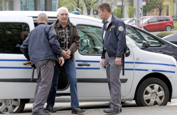 V nadaljevanju glavne obravnave v primeru obtoženega Dragana 
Kukanje, ki naj bi 4. septembra lani v Črničah ubil svojo mater, je 
danes na novogoriškem okrožnem sodišču pričal sodni izvedenec.