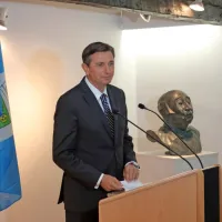 Naj ga pogledajo ... in zasli&scaron;ijo glasbo
