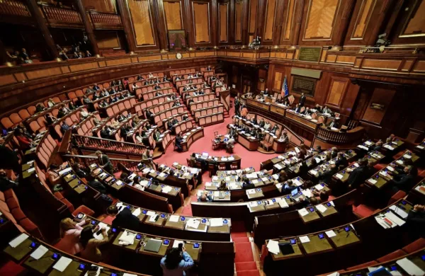 Italijanski senat izglasoval zaupnico novi vladi