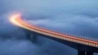 Fotografija črnokalskega viadukta v meglenem objemu je odnesla 
prvo mesto v kategoriju arhitektura - mostovi.