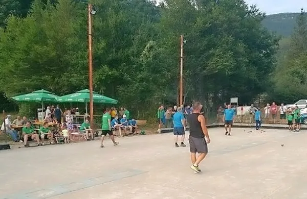 Novinec, BD Kozlek Kuteževo, je tekmovalno premiero obeležil z 
zmago.