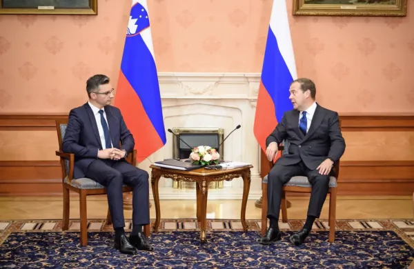 Slovenski premier Marjan Šarec z delegacijo  zaključuje  uradni 
obisk v Moskvi, ki je bil predvsem gospodarsko obarvan.