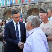 FOTO: Proslava v Ajdov&scaron;čini - &Scaron;arec: &ldquo;Primorke in Primorci ste nam vzor&rdquo;