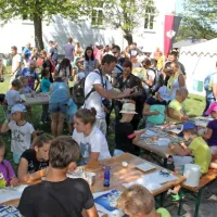 Letalski &scaron;ov na festivalskem nebu