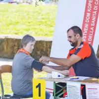V službo, &scaron;olo in po opravkih pe&scaron;, s kolesom ali z &ldquo;elektriko&rdquo;