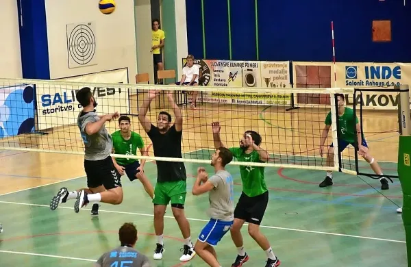Zmaga Salonita