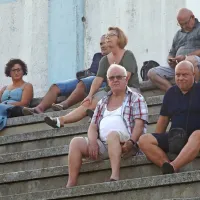 Vse večja gneča v zgornji polovici