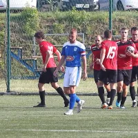 Vse večja gneča v zgornji polovici