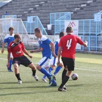 Vse večja gneča v zgornji polovici