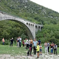 Benjamin Ličer že tretjič poletel pod solkanskim mostom