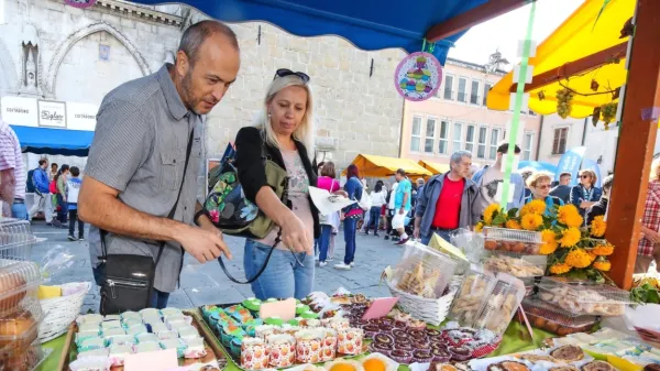 Sladke dobrote bodo v Kopru na voljo na 150 stojnicah.