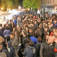 Središče Gorice postaja že nekaj let  vsak konec septembra ogromna okrepčevalnica na prostem.     