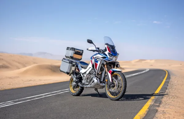 Z novim obrazom in tehniko bo Honda CRF 1100 africa twin kupce 
začela osvajati že novembra. Takrat v Slovenijo prispejo prvi 
primerki.