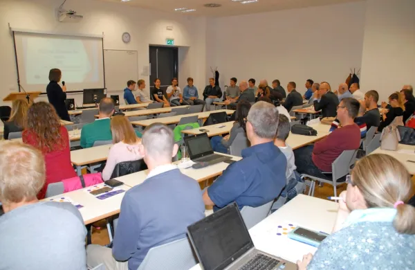 Na zaključni konferenci so dijaki predstavili svoje pozitivne 
izkušnje s projektom, v katerega so bili vključeni.