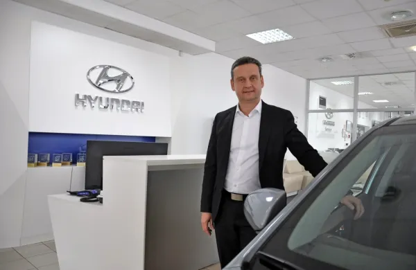 Marko Kajfež je pri podjetju Hyundai Avto Trade zaposlen že več 
kot desetletje, medtem ko družbo vodi zadnji dve leti. 