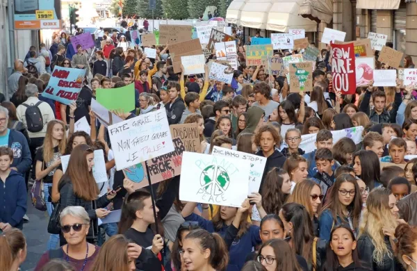 V Trstu množično za za&scaron;čito planeta