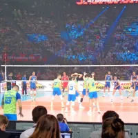 Sloveniji srebrna zlata kolajna
