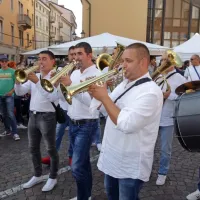 Okusov ne manjka, tako in drugače