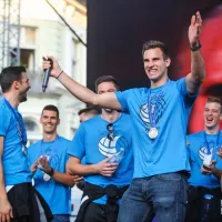 Najbolj&scaron;i navijači na svetu pozdravili slovenske &scaron;portne junake