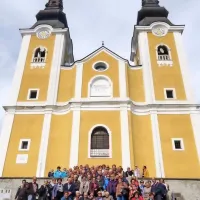 FOTO: Z bralci v deželi zelenega zlata
