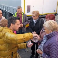 FOTO: Z bralci v deželi zelenega zlata