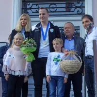 Iz &ldquo;obrobnega&rdquo; Kanala v evropski vrh