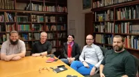 Na fotografiji majhen del ekipe, ki pripravlja projekt kandidature 
Pirana za Evropsko prestolnico kulture v letu 2025 (z leve): Borut 
Jerman, Chris Baldwin, Martina Gamboz, Márton Méhes in András  
Süli. 