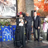Bernardinski oboki z razstavo fotografij na prostem