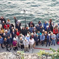 Bernardinski oboki z razstavo fotografij na prostem