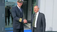 Jadran Klinec in predsednik uprave podjetja Elman iz Pomezie Maurizio Rondini ob podpisu pogodbe