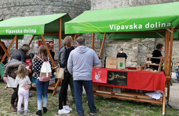 Ajdov&scaron;čina je gostila prvi festival čokolade