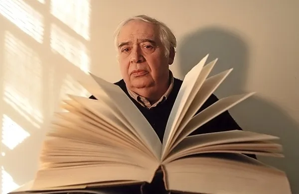 Umrl je literarni kritik Harold Bloom