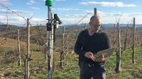 Prototip naprave za precizno kmetijstvo v vinogradu, ki meri 
specifike mikroklime na zelo ozkem območju.