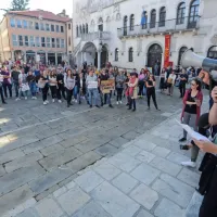 &Scaron;tudenti so se postavili zase