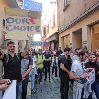 &Scaron;tudenti so se postavili zase