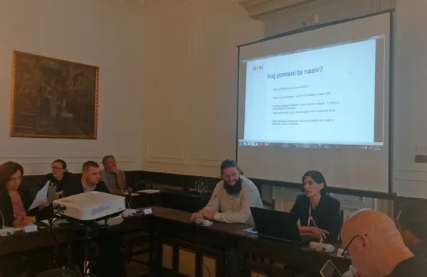 Martina Gamboz in Borut Jerman sta občinskim svetnikom 
predstavila projekt Evropske prestolnice kulture.  