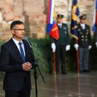 &Scaron;arec položil venec k spominski plo&scaron;či žrtvam v Rižarni