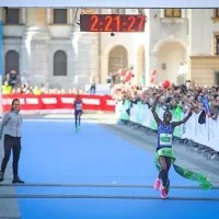 Kenijka Kiturjeva je v Ljubljani na 42 km dosegla nov rekord proge