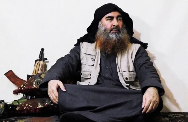 Vodja skrajne skupine Islamska država (Abu Bakr al Bagdadi je bil 
ponoči ubit v ameriški vojaški operaciji.