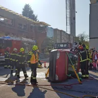 Otroci so bili neustra&scaron;ni gasilci za en dan