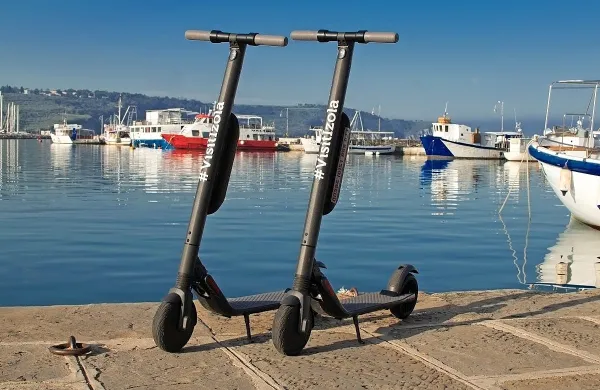 Po Izoli z e-skirojem